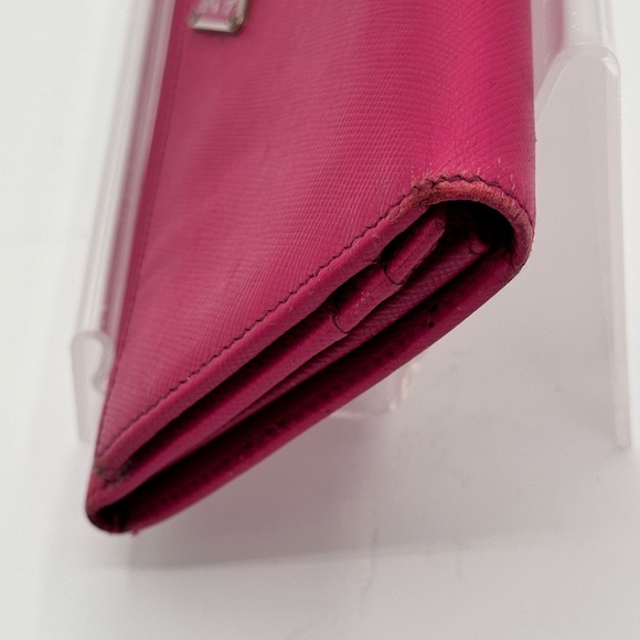 Prada Wallet - Picture 5 of 15